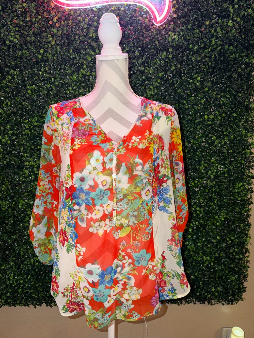 New Directions Red and Cream Floral V-Neck Blouse